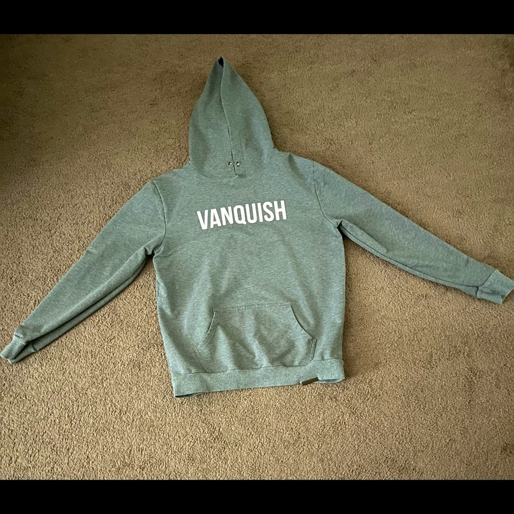 Vanquish Mens Long Sleeved Hoodie